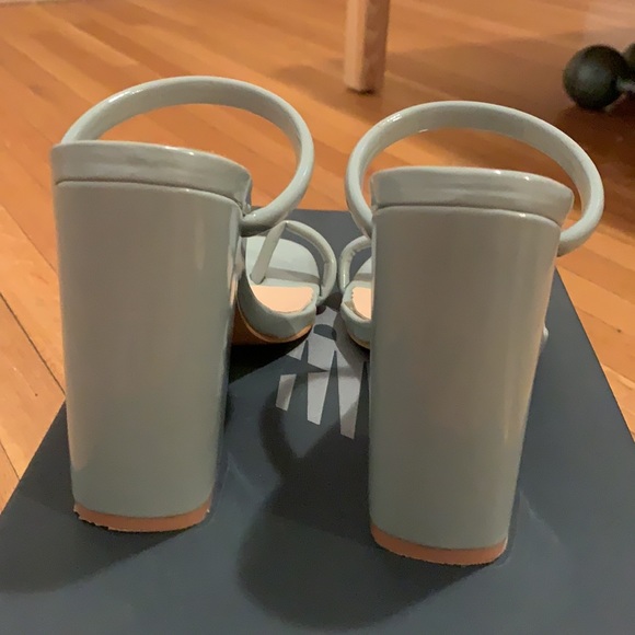 Baby blue heels - Picture 4 of 4